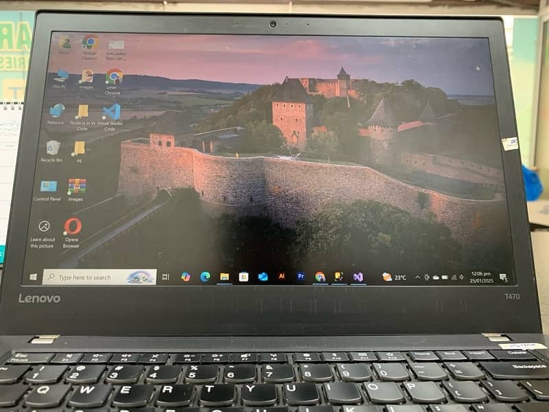 Lenovo i5 7 generation think pad T470 0