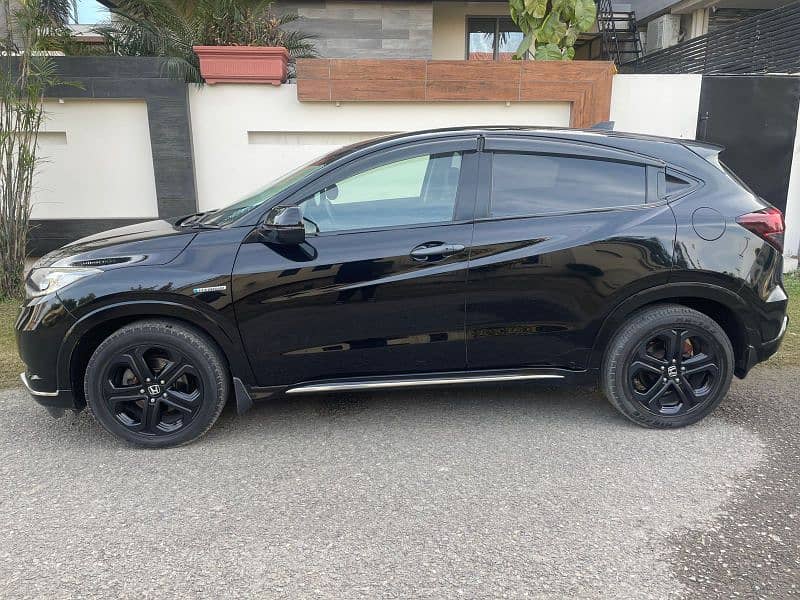 Honda Vezel Hybrid Z Honda Sensing  2016/2021 3