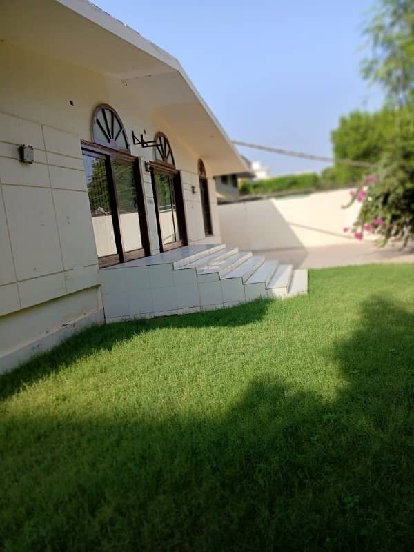 1000 Yards Bungalow For Rent Silent Commercial Or Residential 4