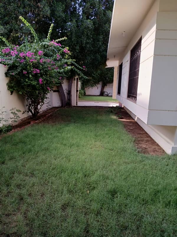 1000 Yards Bungalow For Rent Silent Commercial Or Residential 5