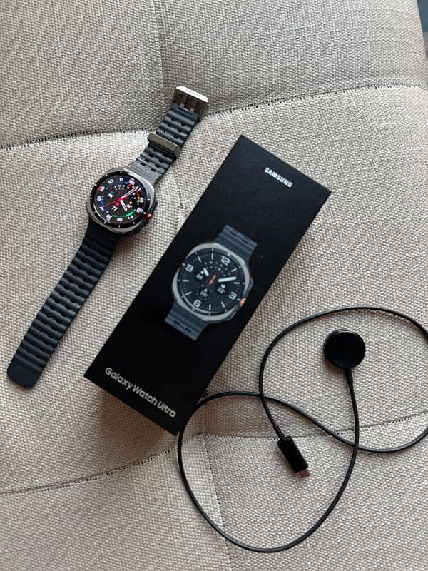 Samsung Watch Ultra Titanium Silver LTE 3