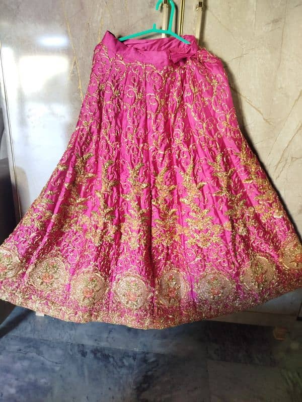 mehndi lehnga 0