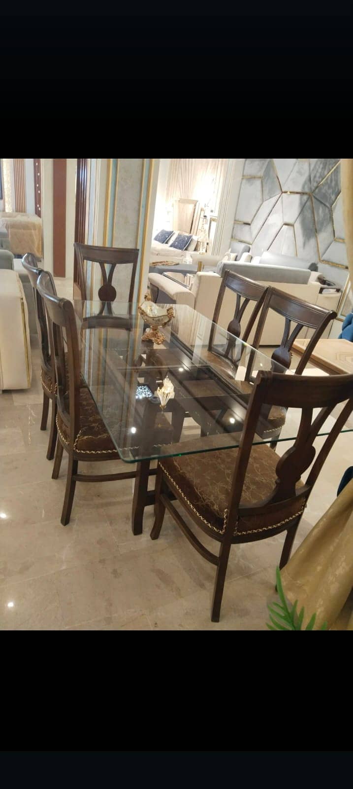 dining table \ wooden table \ 6 chairs dining table for sale 0