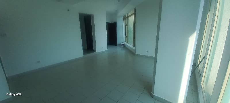 OFFICE FOR RENT IN GULBERG III 0