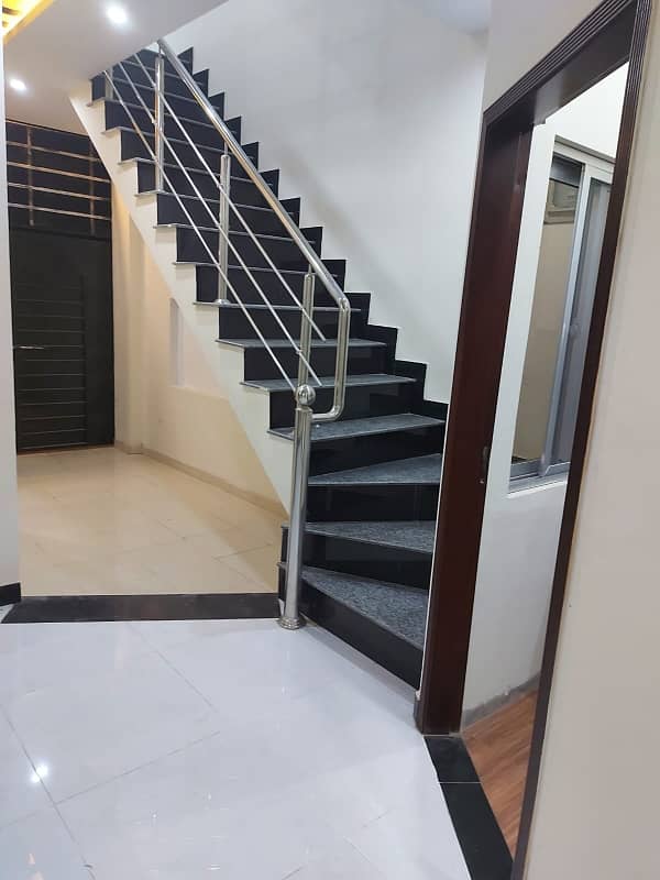 3 Marla Full House Available For Rent Near UCP, Emporium And Shoukat Khanum 13