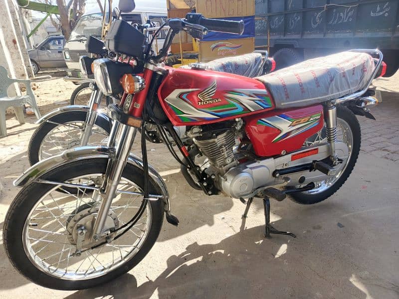 Honda 125 number Islamabad all ok 1