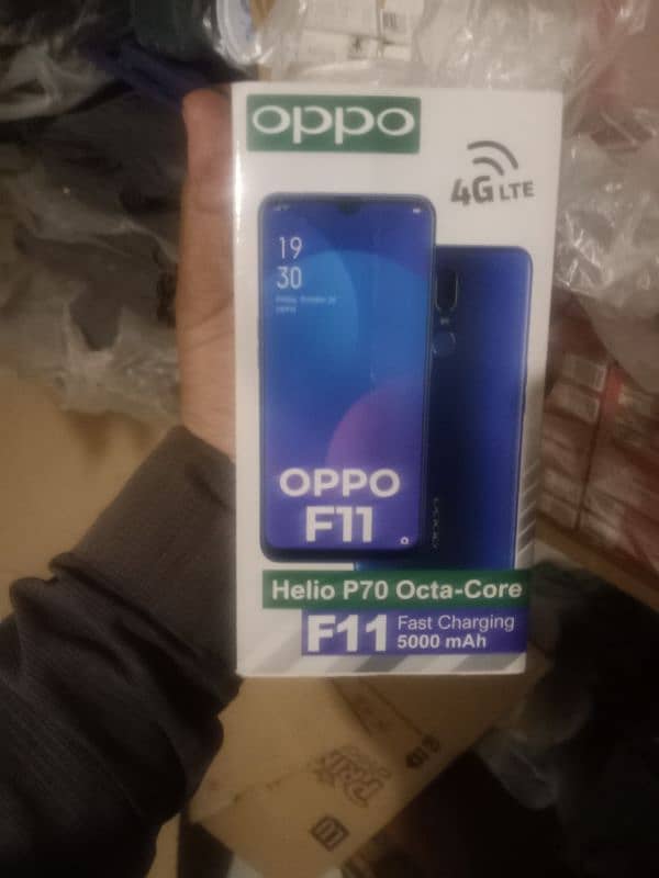 oppof11 8 ram 256 memory 7