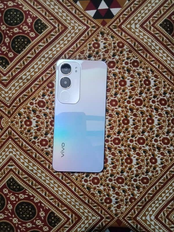 vivo y19s 1