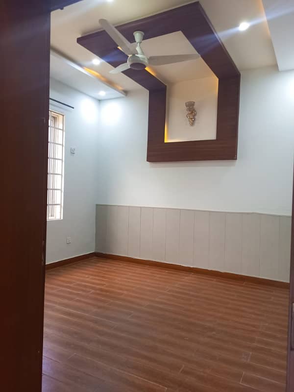 Ground portion house for rent. Location near nust double road 1