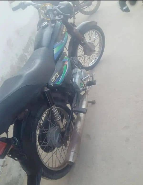 dhoom Yamaha baik h 4