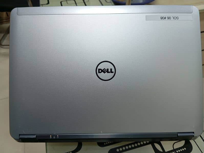 Dell Latitude e6440 (2GB AMD GRAPHICS) 1