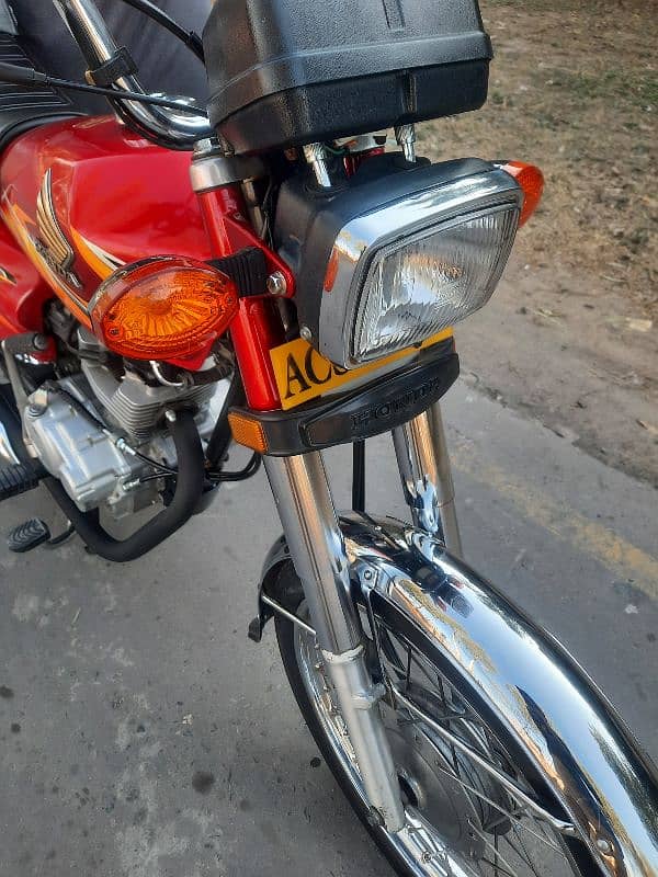 Honda 125 2021 model 03007285800 7