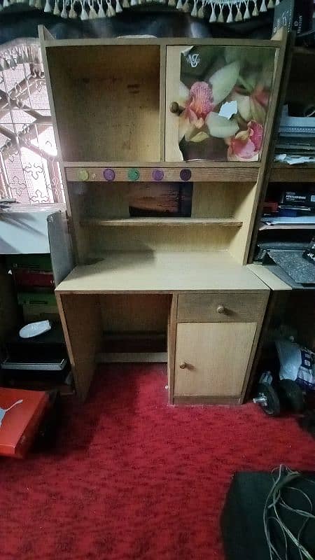 Used study table. 5