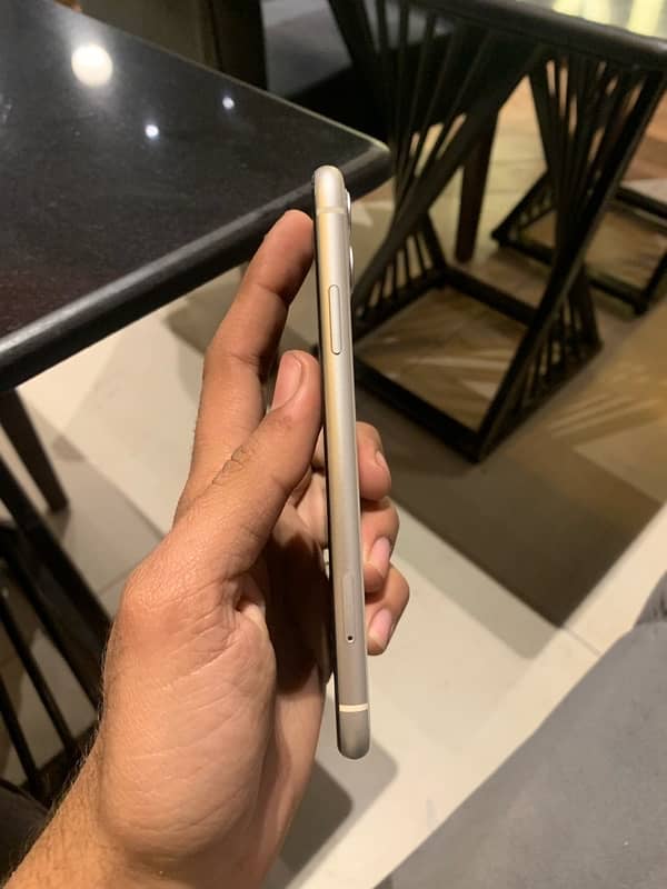 iphone 11 Dual Pta proved 128gb 1