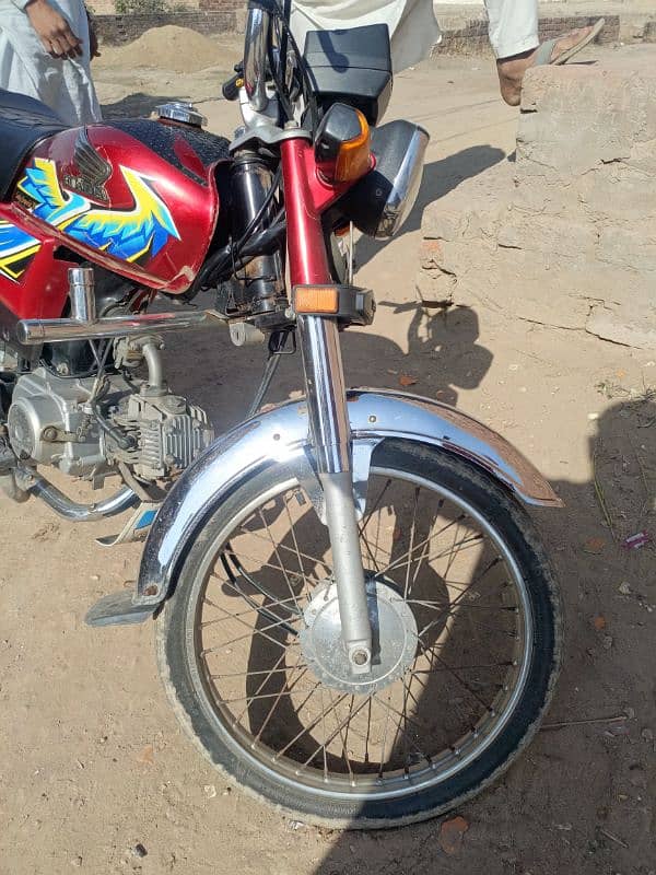 Honda CD 70 in good condition tottal Geniun smooth drive 1