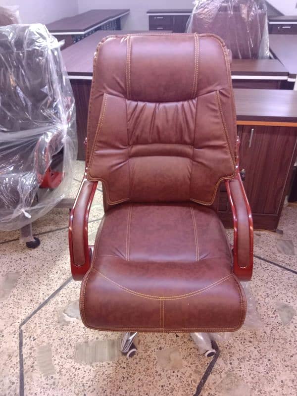 new office chairs whole sale rate par available hi 10