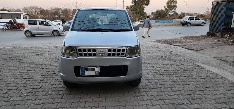 Nissan Otti 2007/12 abs brake. full option 5