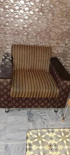 5 seater sohfa set pure shesham. stander siz    50.000