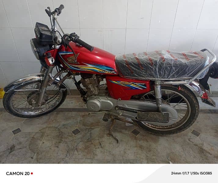 Good coundayion motorcycle for sale in Gujrat 0