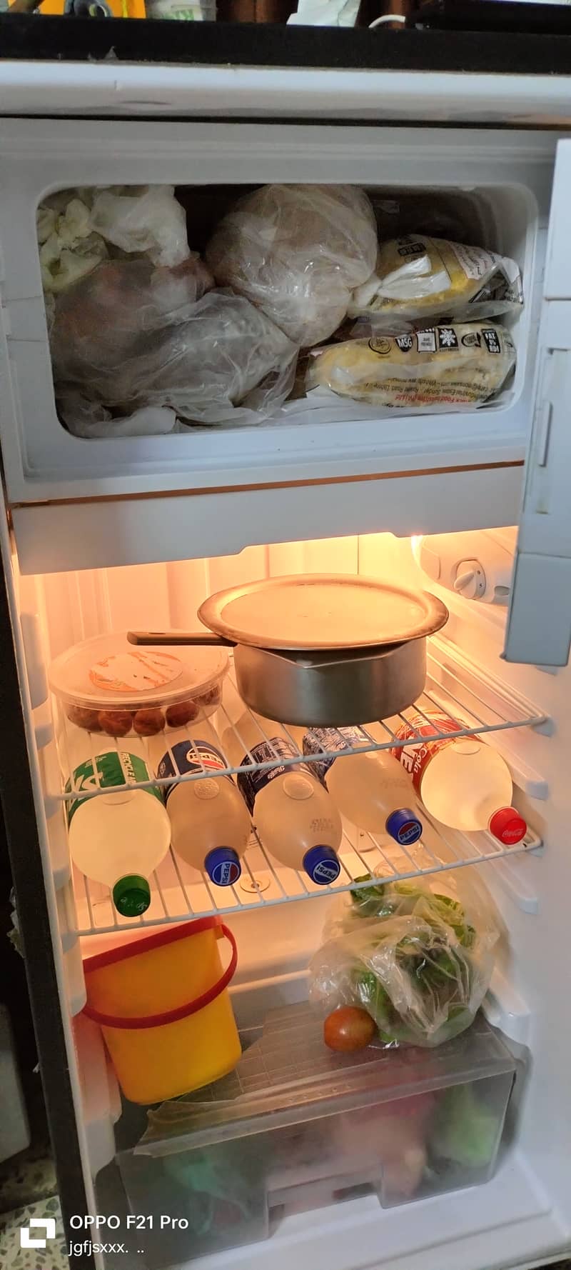 Dawlance invertor fridge under warrenty 0