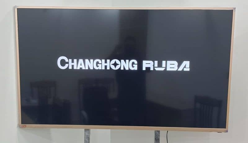 Changhong Ruba 65" UD65F6800I 4K UHD Smart LED TV 1