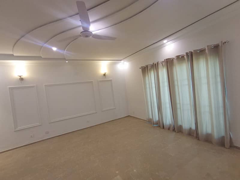 01 Kanal Modern Design House For Rent In DHA Phase 4 Block-HH Lahore. 2