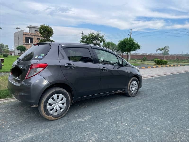 Toyota Vitz 2012 1