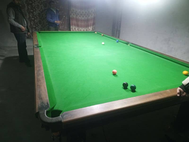 snooker table full size very new Belgium cloth 3