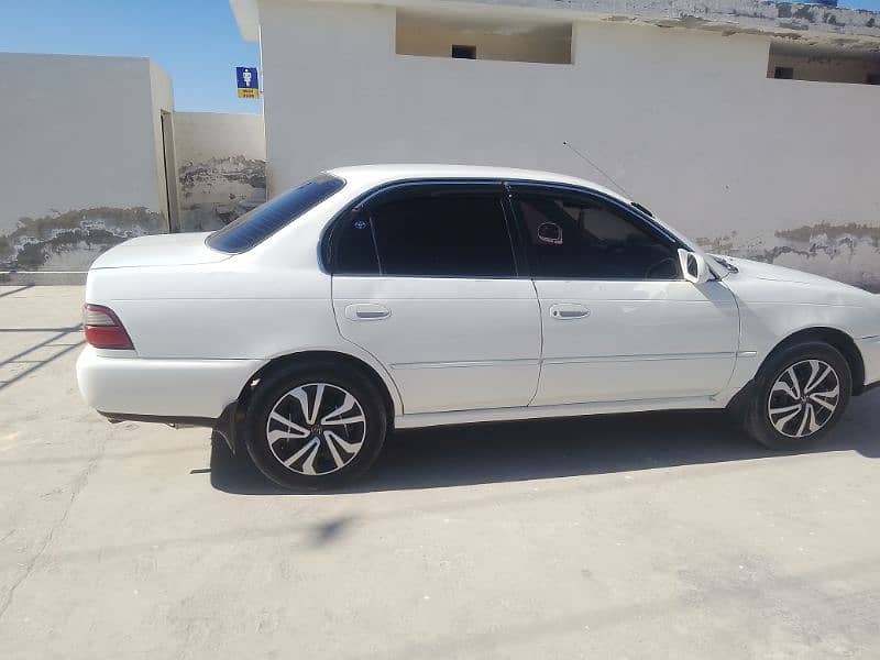 Toyota Corolla XE 2001 2