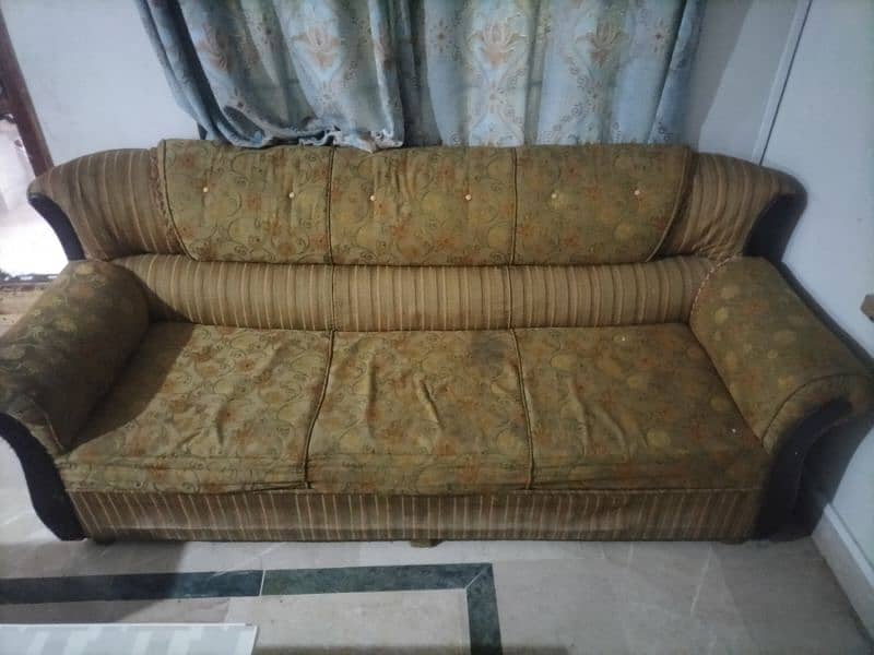 5 seater sofa for sale 0