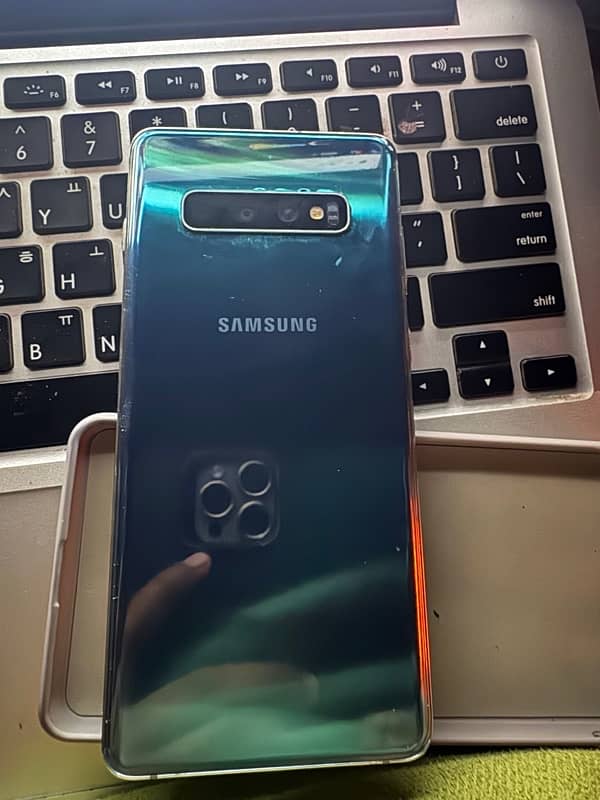 Samsung s10 plus 9