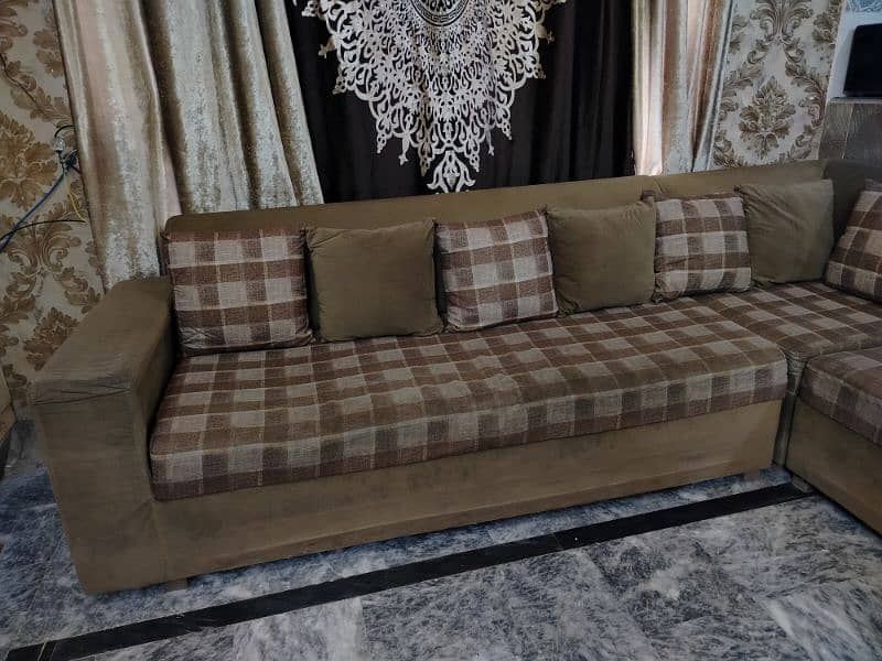 brown sofas with cushions 1