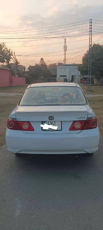 Honda City IDSI 2006 model white colour 1