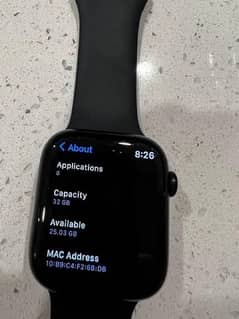 Apple Watch Series 5 44mm with 4 new straps