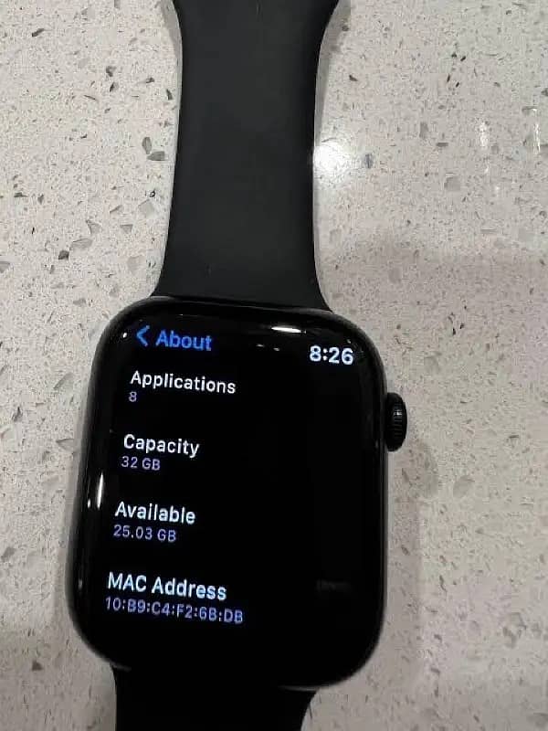 Apple Watch Series 5 44mm with 4 new straps 0