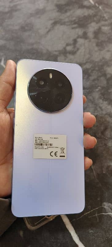 realme 12 5