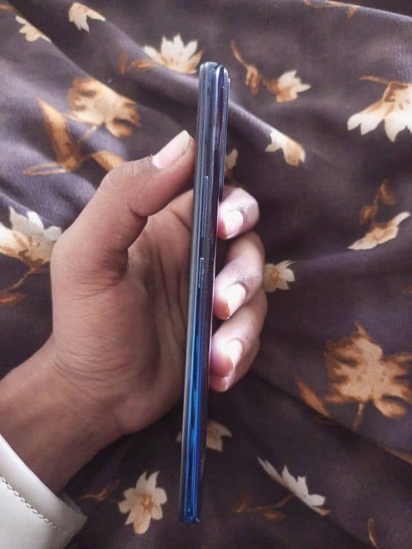 vivo v15 8Gb 256Gb 3