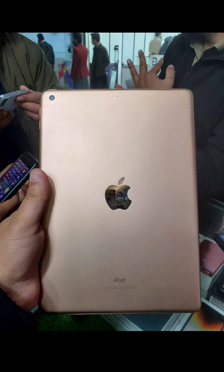 Ipad 6th Generation Rose Gold 1