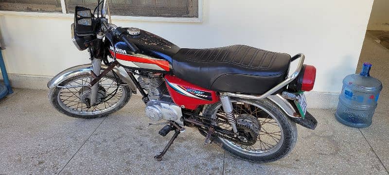 HONDA 125 EXCELLENT CONDITION 9