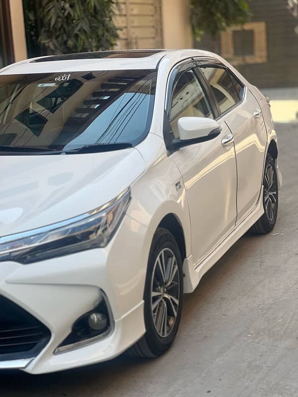 Toyota Altis Grande 2017/2018 8