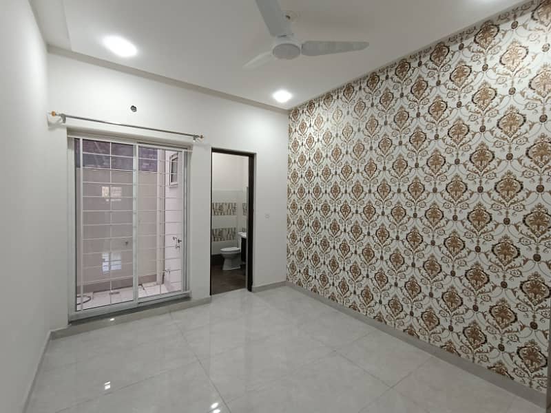 5 Marla Facing Park Brand New House For SALE In Johar Town Super Hot Location 10