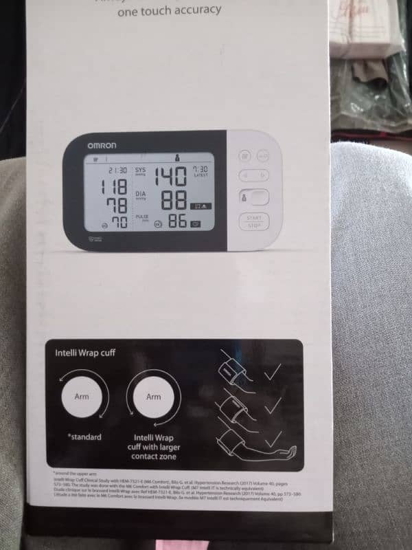 OMRON M7 Intelli IT Automatic Upper Arm Blood Pressure Monitor. 3