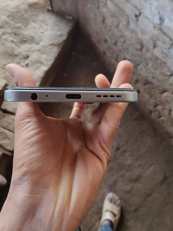 Infinix hot 50 pro 4