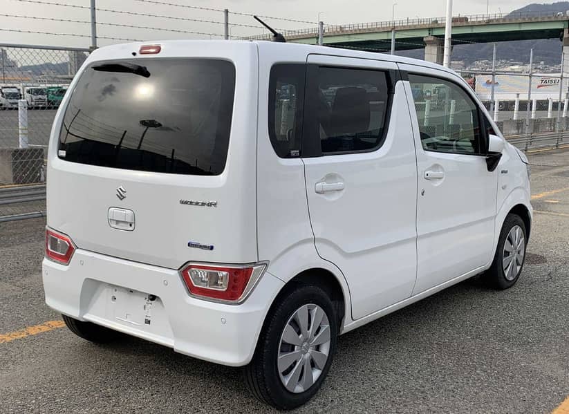 Suzuki Wagon R XFX Hybrid Model 2021 3