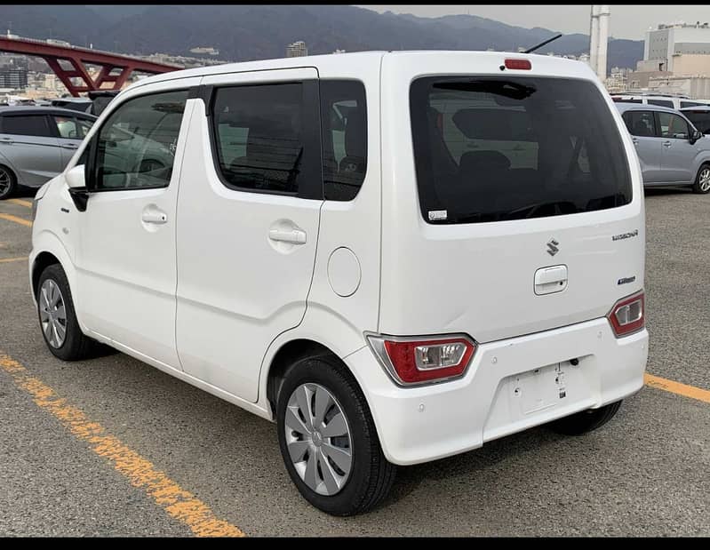 Suzuki Wagon R XFX Hybrid Model 2021 4