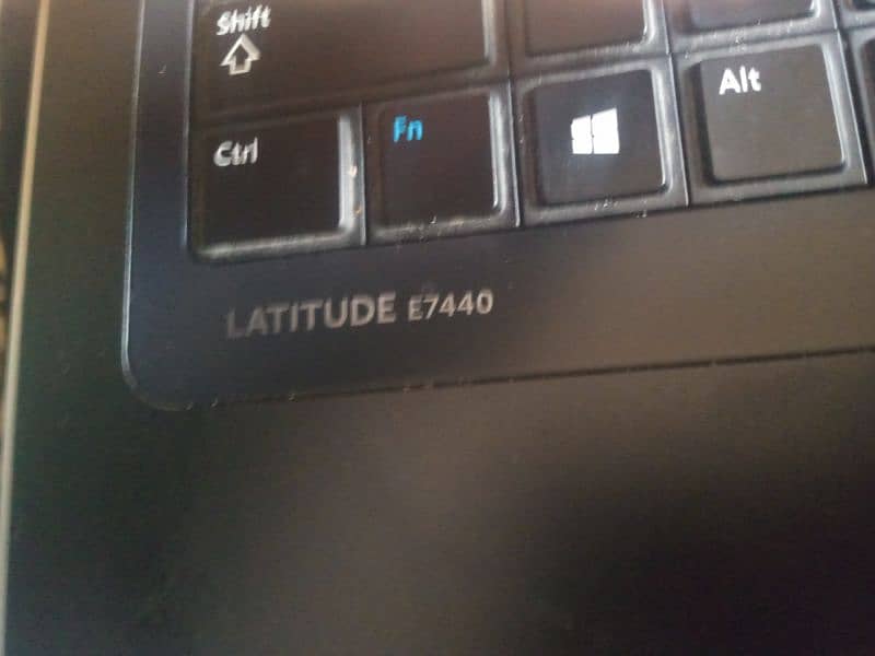 Dell lattitude E7440 1