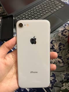 Iphone 8 10/10 condition