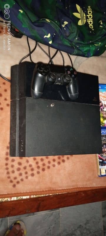 Sony PS4 1TB 1