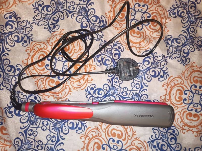 Hair Straightener–Grey & Red 5