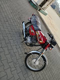 Honda 125 24/25 Applied for  New shape 03170812992